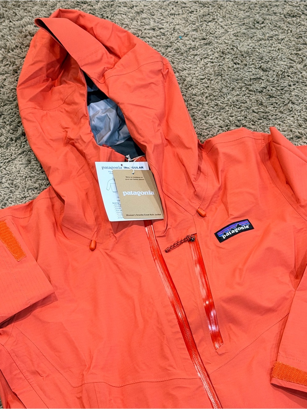 Patagonia Women's Granite Crest Rain Jacket Pimento Red Size XS NWT Read